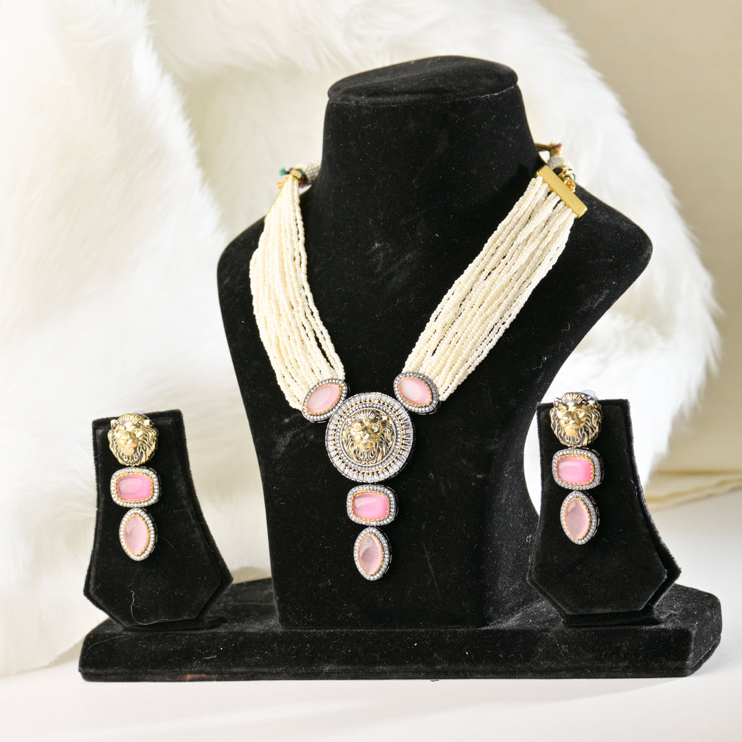 JungleSafari Necklace Set