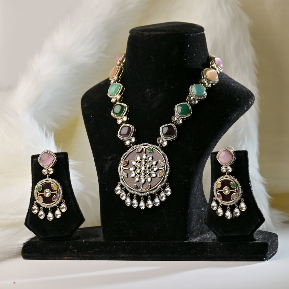Wheels Of Liberty Necklace Set