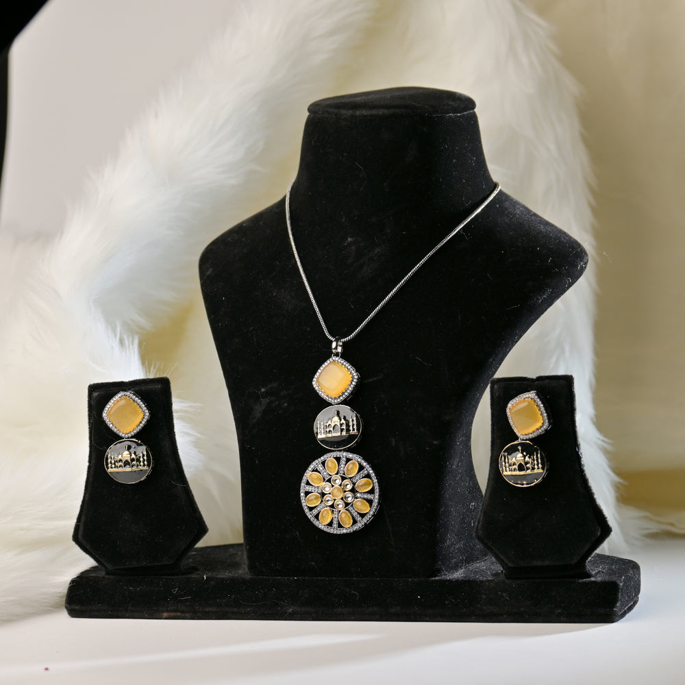 Ocean Odyssey Necklace Set