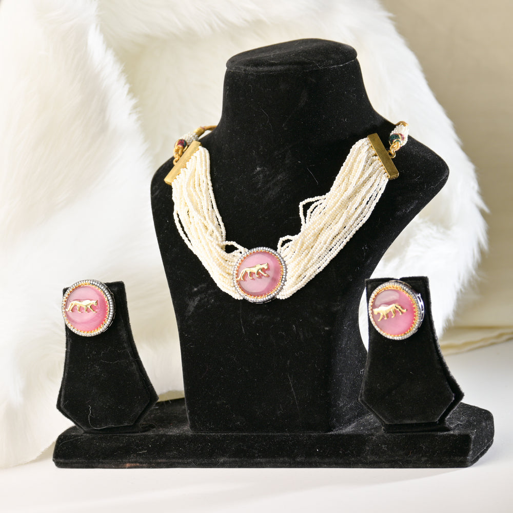 Aakhya Necklace Set