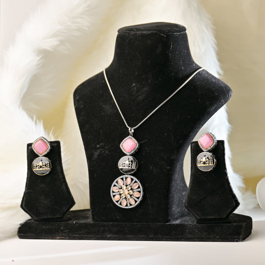 Ocean Odyssey Necklace Set