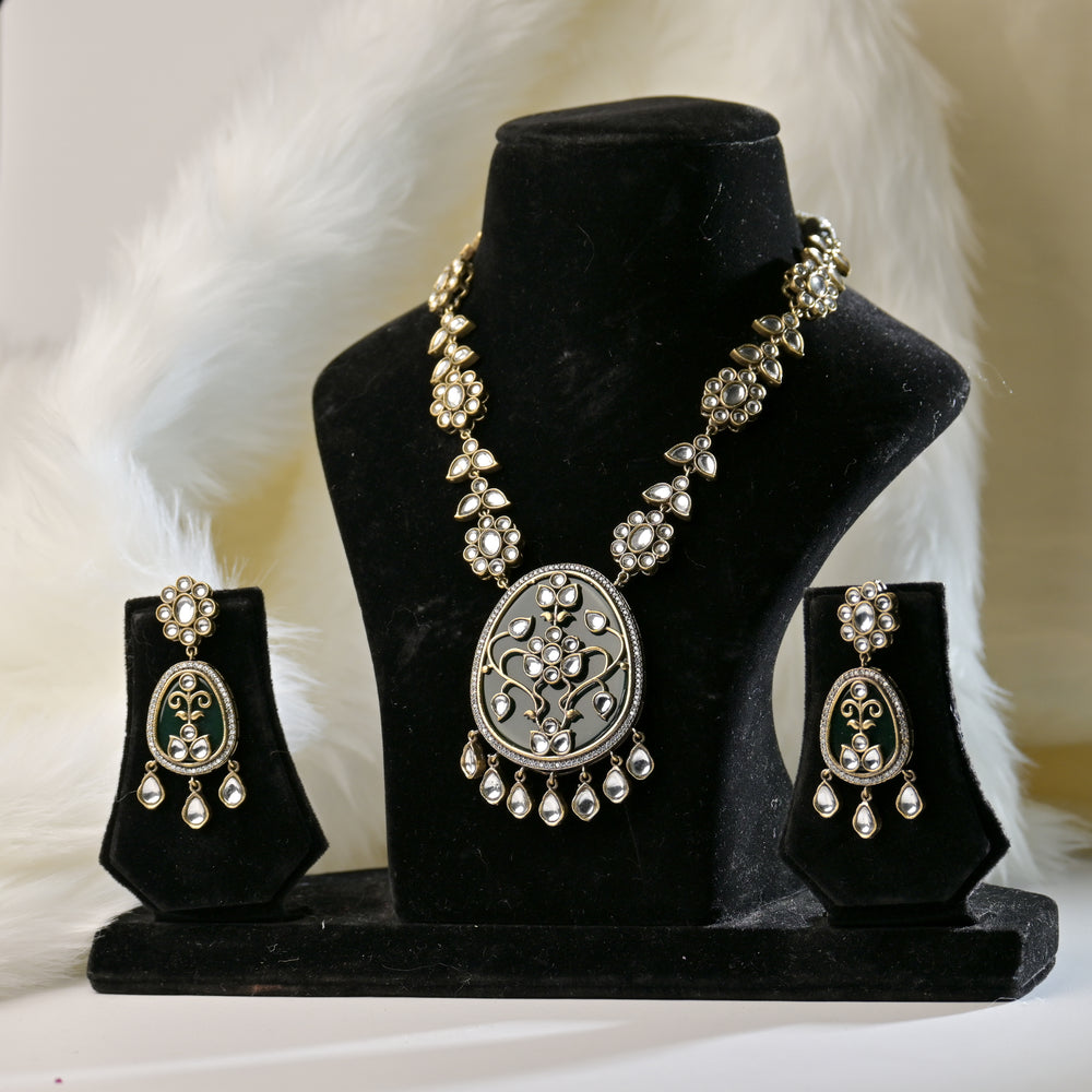 Celestial Flutters Necklace Set