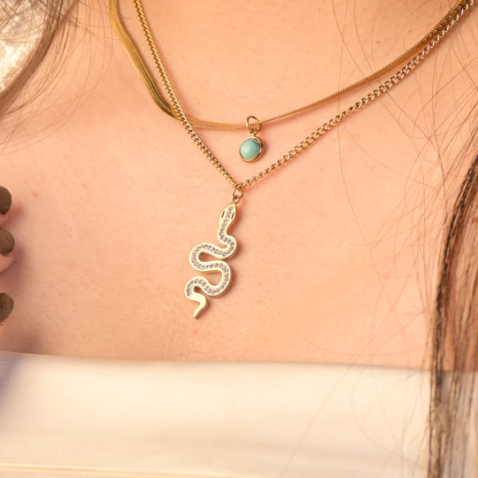 Akoya Snake