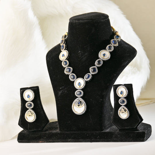 Monalisa  Necklace Set