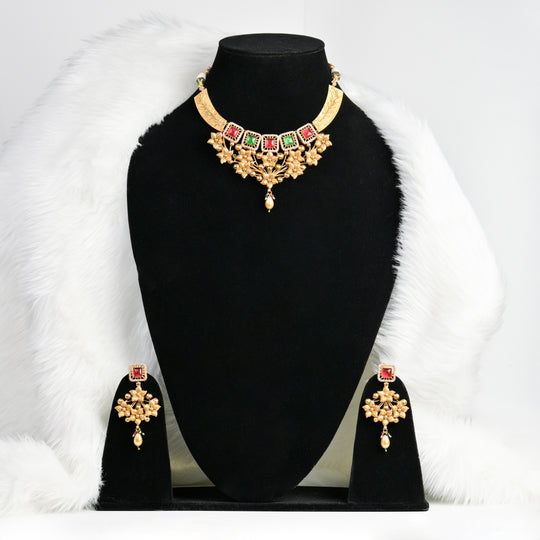 Aradhana Necklace Set
