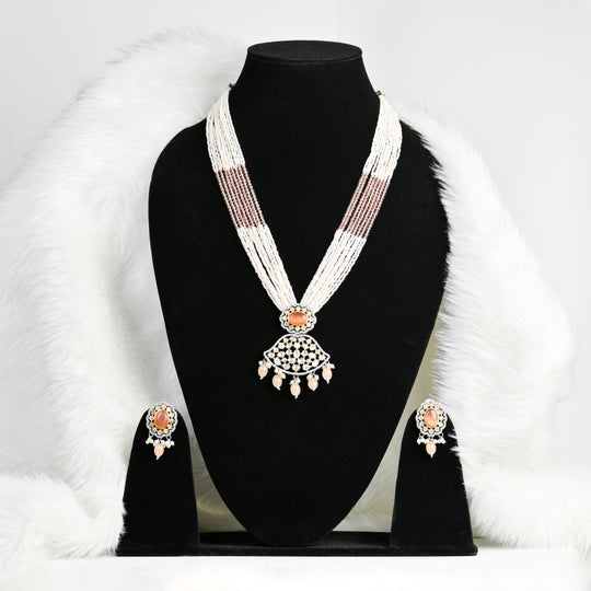 Inayat Necklace Set