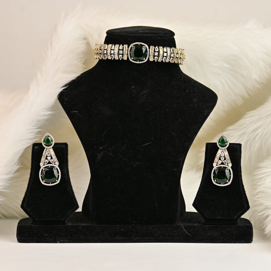 Emerald Choker Necklace Set