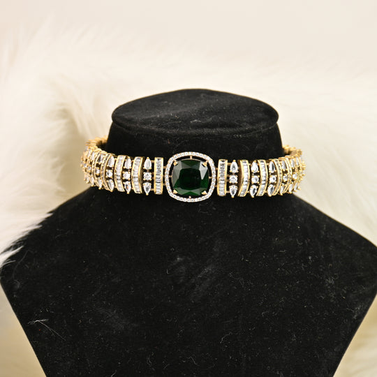 Emerald Choker Necklace Set