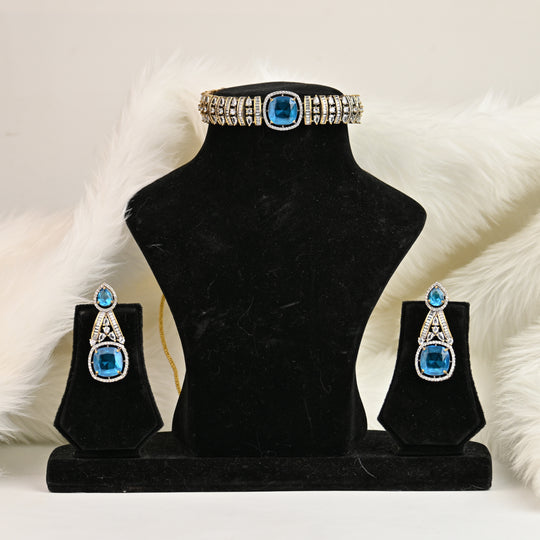 Emerald Choker Necklace Set