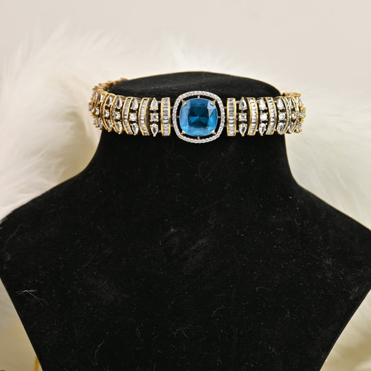 Emerald Choker Necklace Set