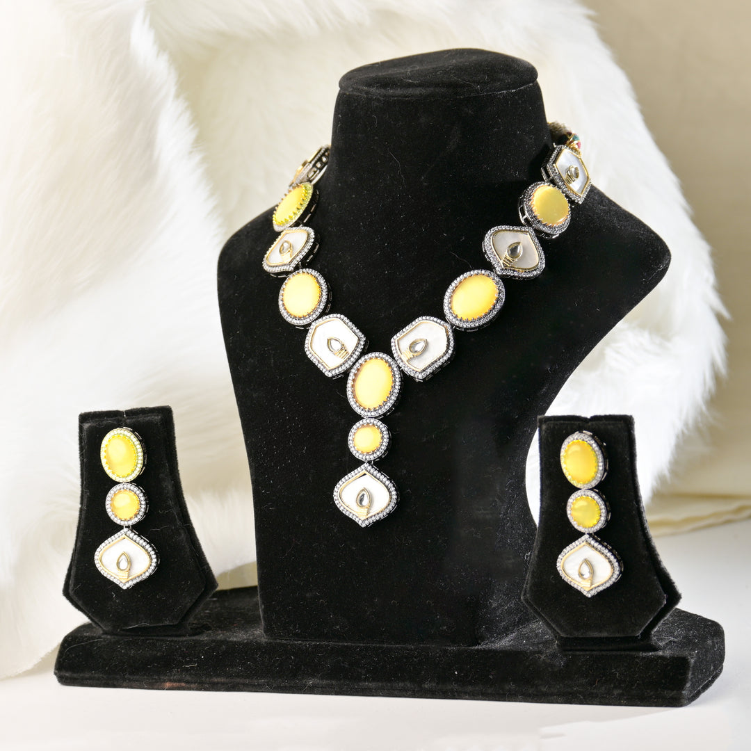 Divine Pearl Necklace