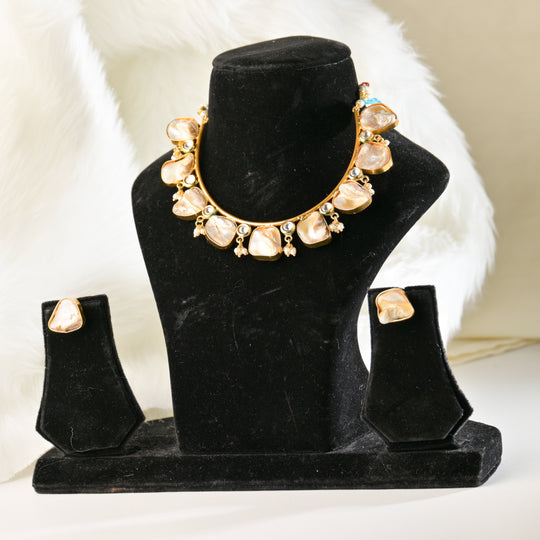 Elizabeth Bennat Choker Necklace Set