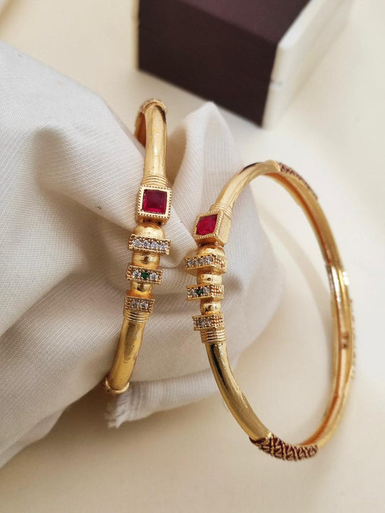 Mahi Bangles (Set of 2)