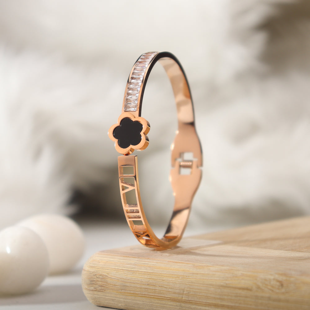 Elara Bracelet