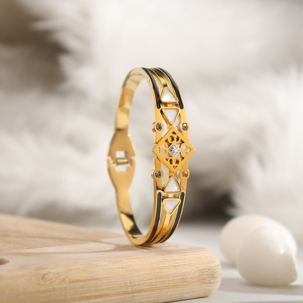 Ishara Bracelet