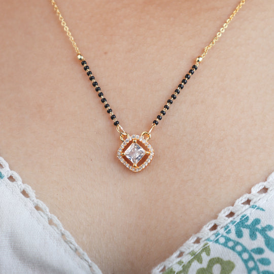 Anantika Mangalsutra