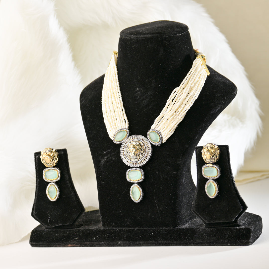 JungleSafari Necklace Set