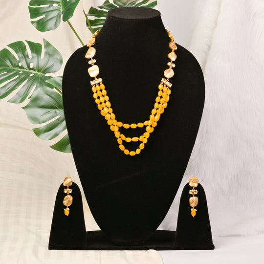 Yellow Stones And Pearls Necklace Set