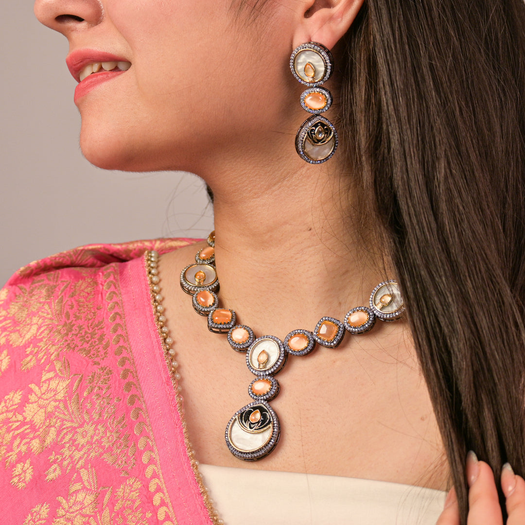 Monalisa  Necklace Set