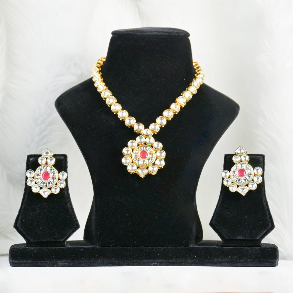 Majesty Brass Necklace Set